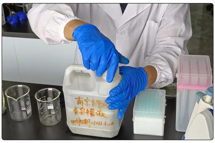 潔匠凈化·的凈工業(yè)除臭劑_切削液變質(zhì)、發(fā)臭，車間異味污染大，除臭劑該怎么選？