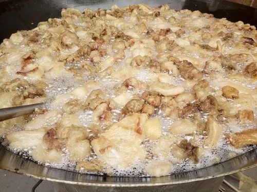 炸豬油廠油煙異味濃、刺激性大，Dejing的凈除臭劑快速除臭