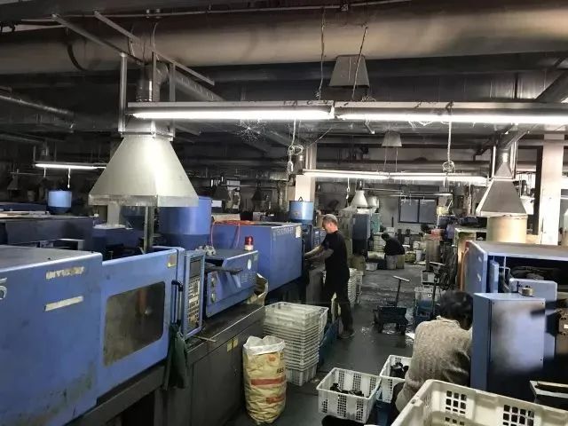 Dejing的凈??制鞋廠除臭劑，治理揮發(fā)性有機化合物(VOC)廢氣.jpg