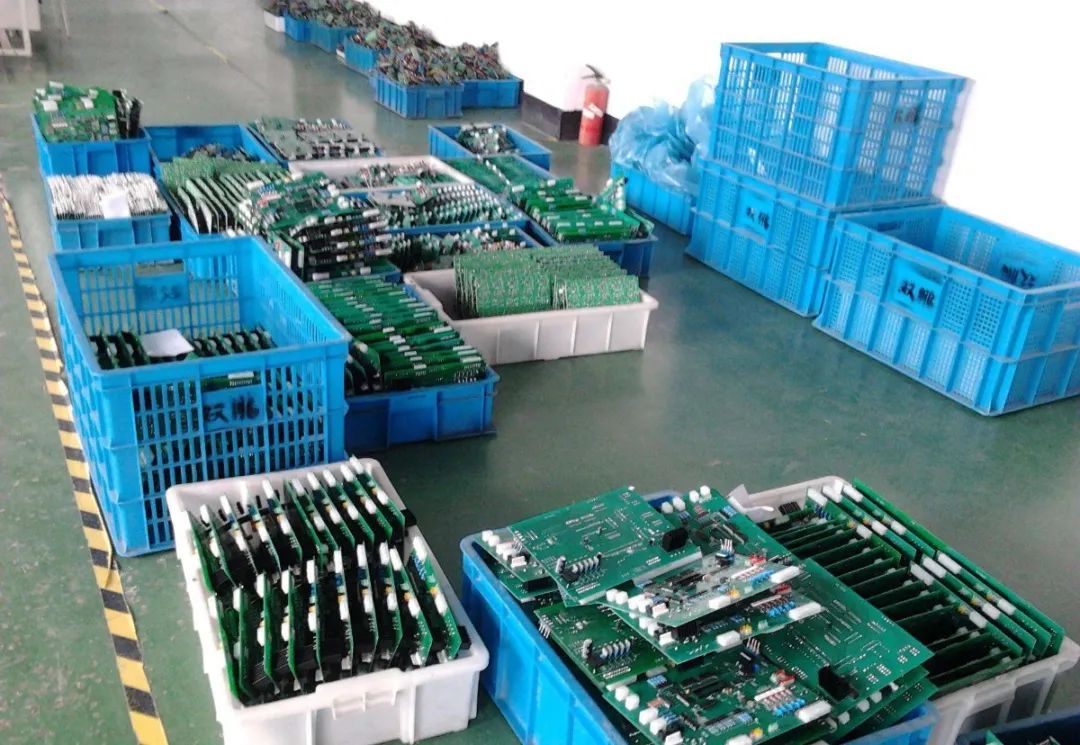 電子工業(yè)廢氣VOCs污染如何治理？的凈-異味控制劑還原綠色健康呼吸！.jpg